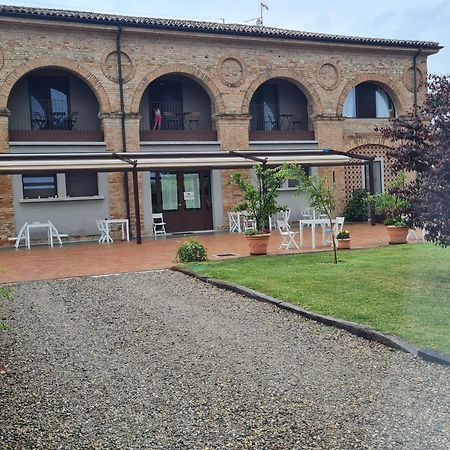 Agriturismo Arte Contadina Fiorenzuola dʼArda Εξωτερικό φωτογραφία