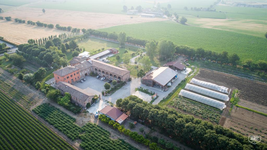 Agriturismo Arte Contadina Fiorenzuola dʼArda Εξωτερικό φωτογραφία